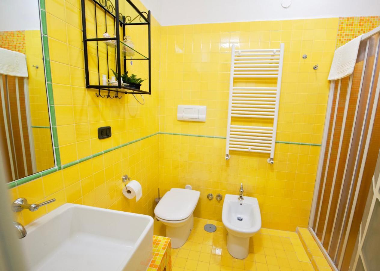 Apartamento Casa "Kapri" Da Eva - Salerno Centro Con Self Check-In Exterior foto