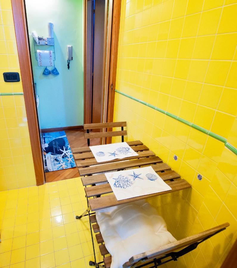 Apartamento Casa "Kapri" Da Eva - Salerno Centro Con Self Check-In Exterior foto